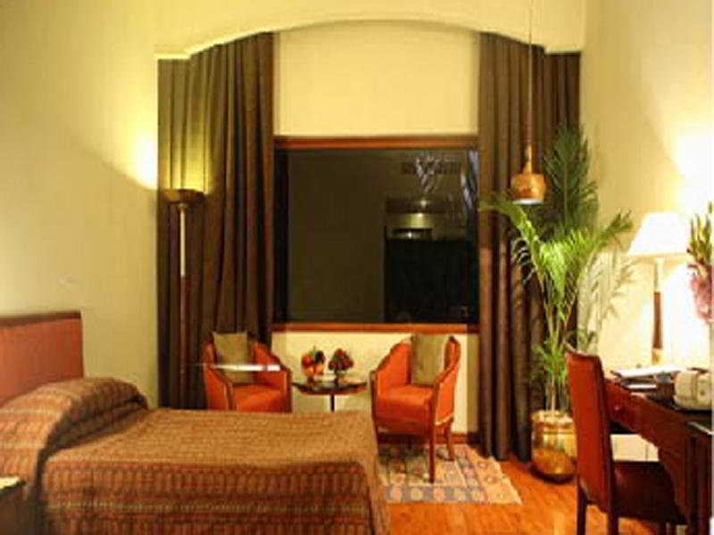 Hotel Clarks Varanasi Limited Exterior foto